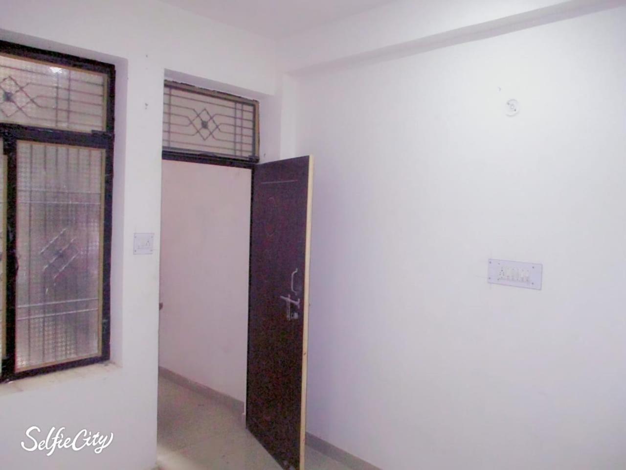 Appartement Alankrita Malviya à Prayagraj Extérieur photo